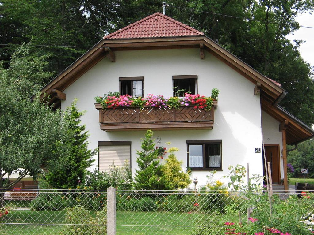 Maria'S Ferienwohnung Laakirchen Kamer foto